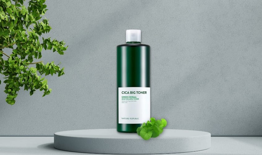 Toner cấp ẩm làm dịu da Nature Republic Green Derma Mild Cica chiết xuất Rau Má và Keo Ong 500 ml