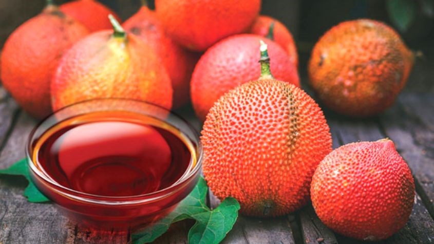 Dầu gấc có hàm lượng dinh dưỡng cao, rất có lợi cho sức khỏe của cả trẻ em và người lớn