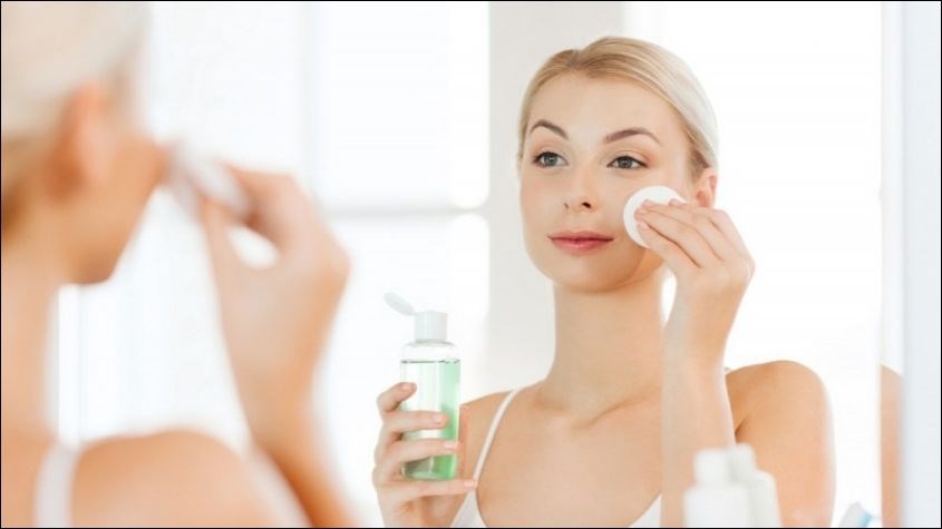 Với mỗi làn da khác nhau thì nên sử dụng toner chứa nồng độ cồn khác nhau