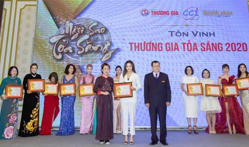Vào năm 2020, tại Lễ Tôn Vinh doanh nhân Việt Nam, Công ty TNHH Nấm Linh Chi Song Phương đã vinh dự được Tôn Vinh