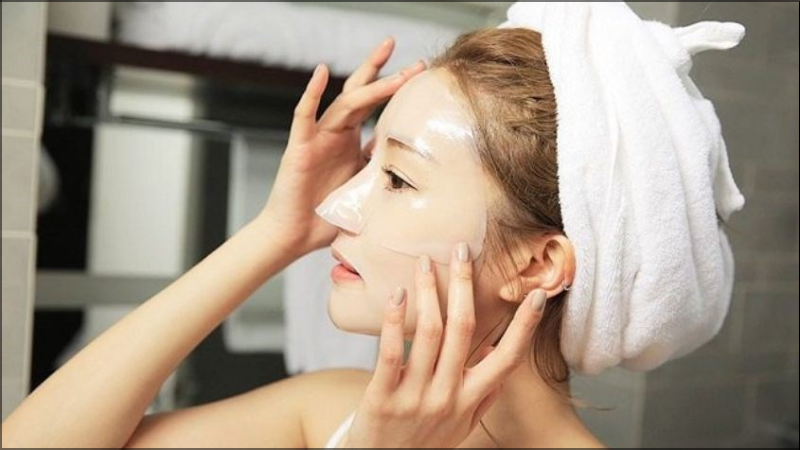Da khô cần sử dụng loại mặt nạ có công dụng cấp ẩm