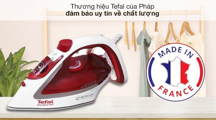 Bàn ủi hơi nước Tefal FV5717E0 2600W có giá 1.767.000 đồng (giá cập nhật tháng 02/2023, có thể thay đổi theo thời gian)