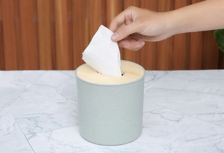 Hộp đựng giấy nhựa 13 x 12 x 12.5 cm BHX SC-TB7002 có giá 28.000 VNĐ (cập nhật 24/02/2023, có thể thay đổi theo thời gian), phù hợp với nhiều gia đình Hộp đựng giấy nhựa 13 x 12 x 12.5 cm BHX SC-TB7002 có giá 28.000 VNĐ (cập nhật 24/02/2023, có thể thay đổi theo thời gian), phù hợp với nhiều gia đình