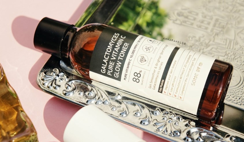 Toner dưỡng trắng Some By Mi Galactomyces Pure Vitamin C Glow 200 ml Toner dưỡng trắng Some By Mi Galactomyces Pure Vitamin C Glow 200 ml