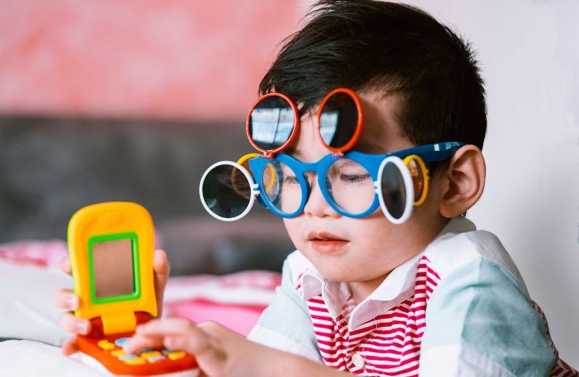 DHA giúp tăng cường thị giác và hạn chế các bệnh lý về mắt