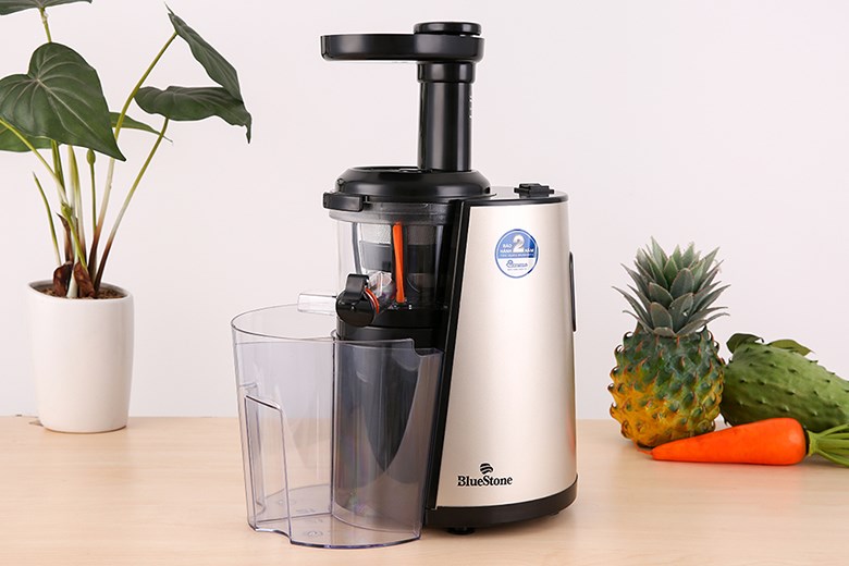 Máy ép chậm BlueStone SJB-6556 có thiết kế đẹp mắt