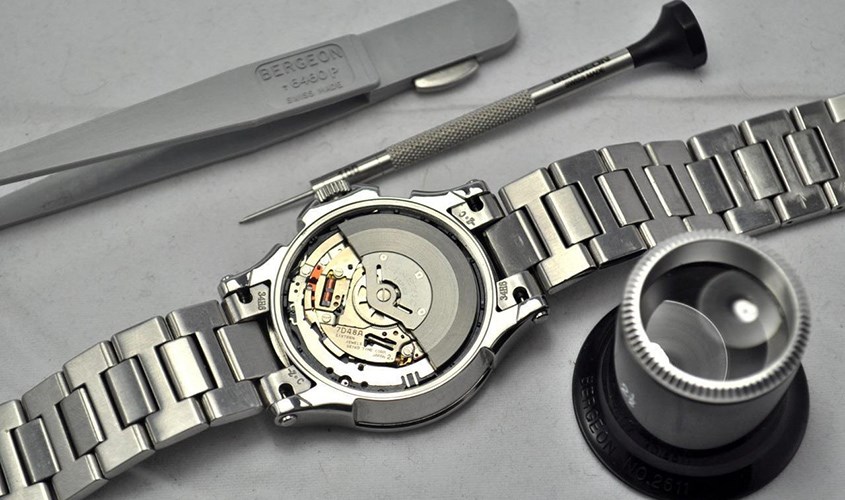 Pin đồng hồ Kenetic có tuổi thọ rất cao từ 8 - 10 năm trở lên