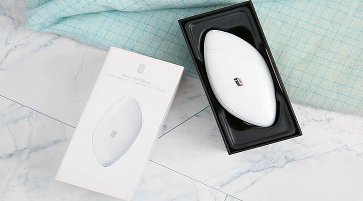 Máy xịt khoáng dưỡng ẩm Nano Lifetrons NS-400 được làm từ nhựa ABS cao cấp, dễ vệ sinh và an toàn cho da Máy xịt khoáng dưỡng ẩm Nano Lifetrons NS-400 được làm từ nhựa ABS cao cấp, dễ vệ sinh và an toàn cho da