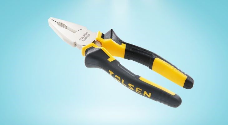 Kìm răng Tolsen 10002 20 cm có thiết kế nhỏ gọn, kiểu dáng mạnh mẽ, hiện đại