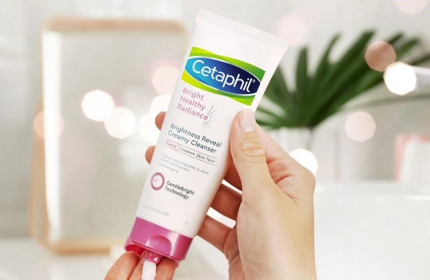 Sữa rửa mặt Cetaphil Brightness Reveal Creamy Cleanser