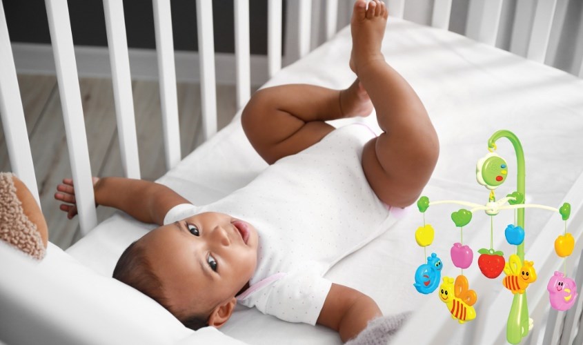 Đồ chơi treo nôi khu vườn của bé Antona