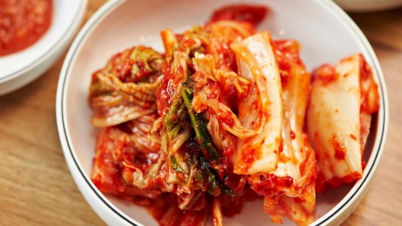 Kimchi chứa có lợi khuẩn, giúp cải thiện tâm trạng 