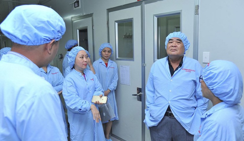 Lịch sử hình thành và phát triển của Ampharco U.S.A từ năm 1976 - 2004 Lịch sử hình thành và phát triển của Ampharco U.S.A từ năm 1976 - 2004