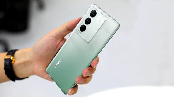 Vivo V27 Pro dự kiến sẽ có mức giá trên dưới khoảng 11 triệu đồng (Giá dự đoán, cập nhật đến ngày 27/02/2023)