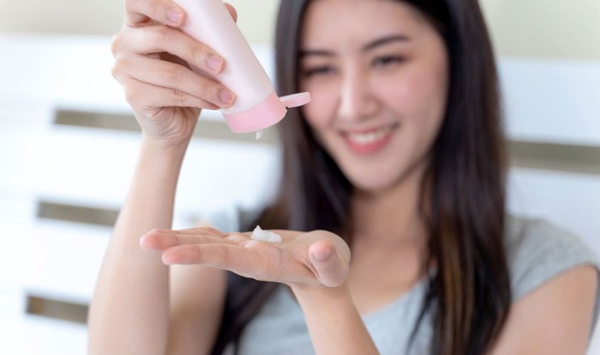 Lựa chọn sản phẩm chính hãng và phù hợp với từng loại da