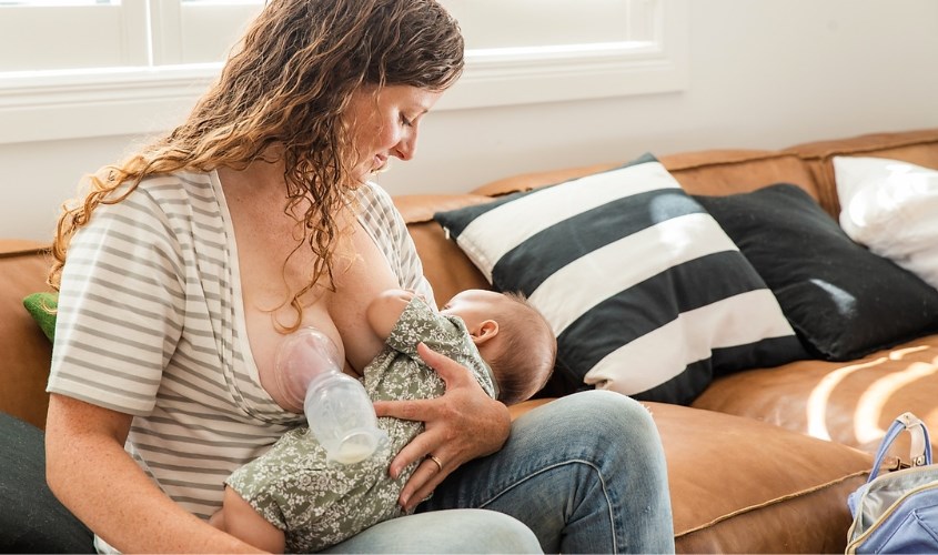 Sản phẩm này được sử dụng rất linh hoạt khi có thể kích sữa song song khi đang cho con bú