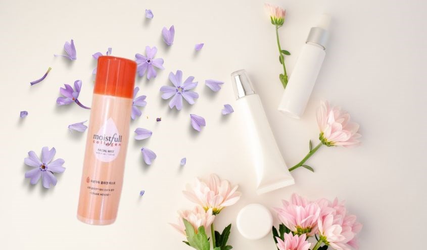 Xịt khoáng Moistfull Collagen Facial Mist
