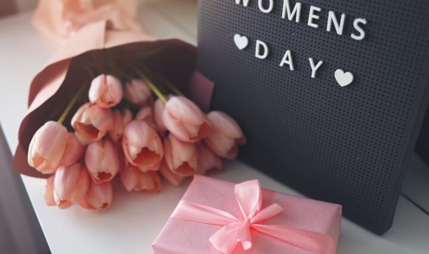 Lưu ý khi mua quà 8/3 cho vợ