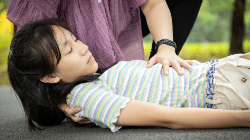 Chú ý nguy cơ bệnh nhân ngất xỉu khi đi lại, vận động Chú ý nguy cơ bệnh nhân ngất xỉu khi đi lại, vận động