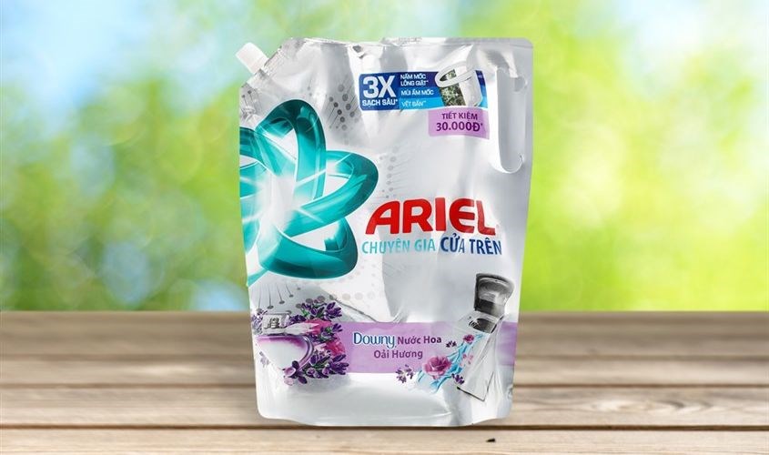 Nước giặt Ariel Downy hương hoa oải hương túi 3.1 lít