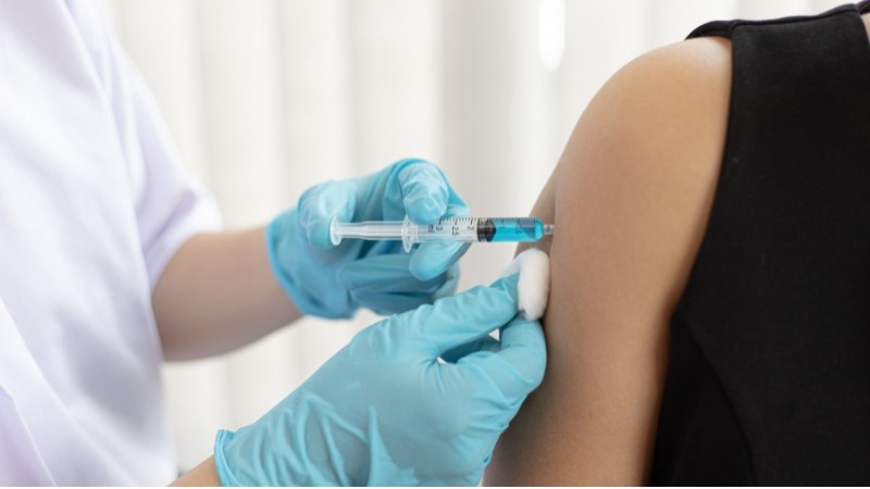 Tiêm vaccine phòng ngừa viêm gan B cũng là một cách phòng bệnh ung thư gan