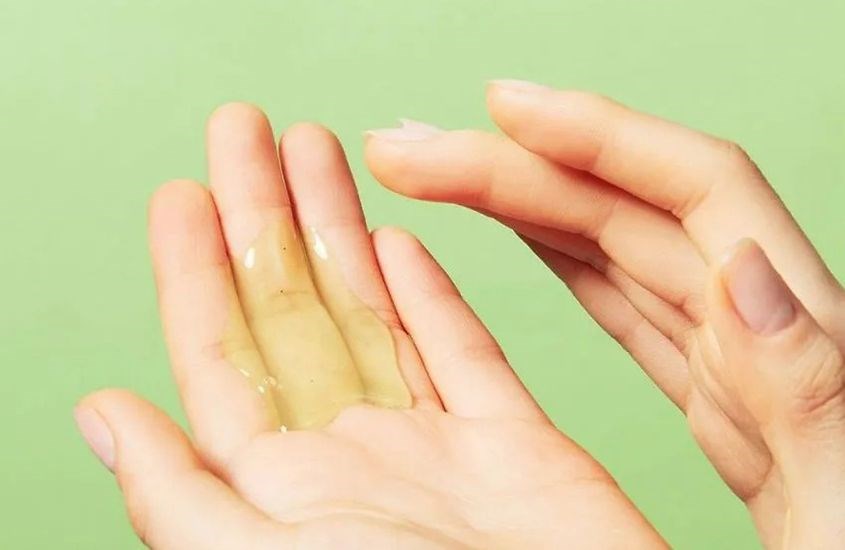 Sản phẩm có kết cấu dạng gel màu xanh nhạt