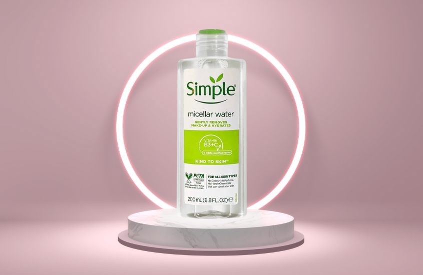 Nước tẩy trang Simple sở hữu bảng thành phần lành tính