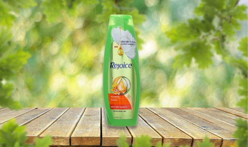 Dầu gội Rejoice siêu mềm mượt 48 giờ 304 ml có NSX và HSD trên bao bì Dầu gội Rejoice siêu mềm mượt 48 giờ 304 ml có NSX và HSD trên bao bì