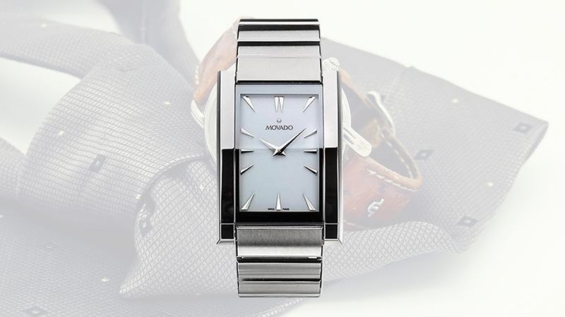 Đồng hồ Movado dùng pin