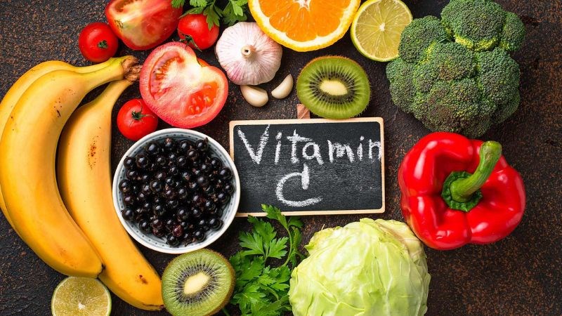 Vitamin C giúp xương gãy mau lành