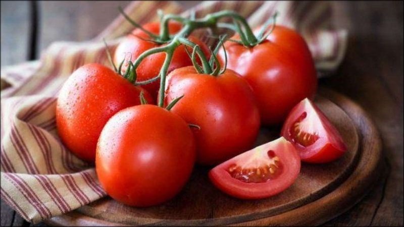 Việc ăn cà chua thường xuyên là một cách hiệu quả để giảm cân