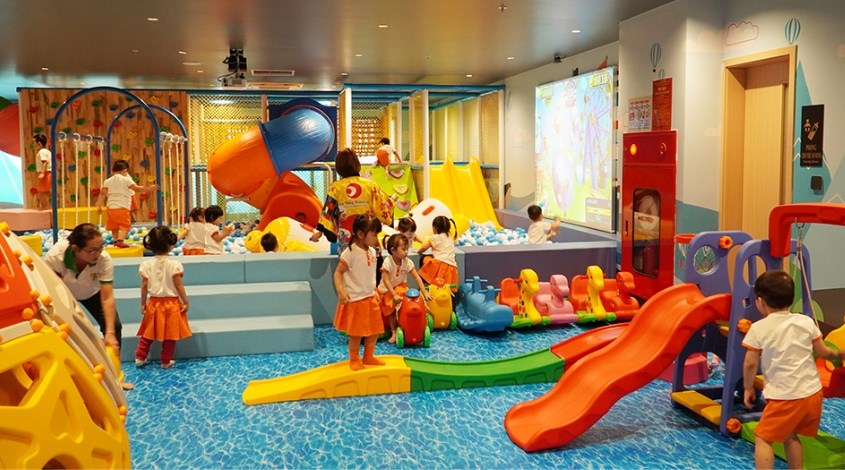 Khu vui chơi có nhiều trò chơi thú vị dành cho trẻ em