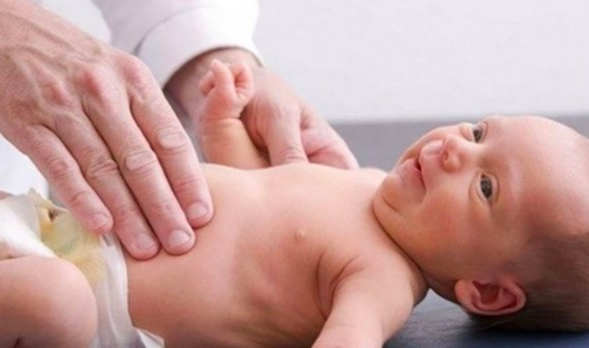 Tác hại khi bé dưới 1 tuổi không đủ cân nặng