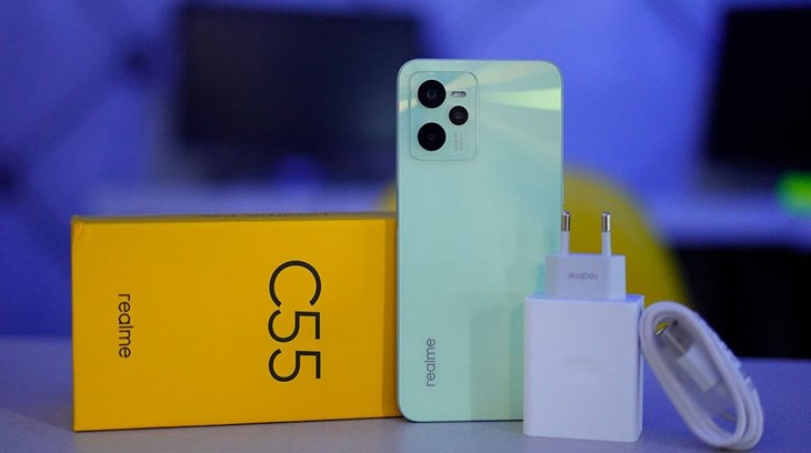 realme C55 được trang bị sạc nhanh 33 W giúp tối ưu quá trình sạc đầy