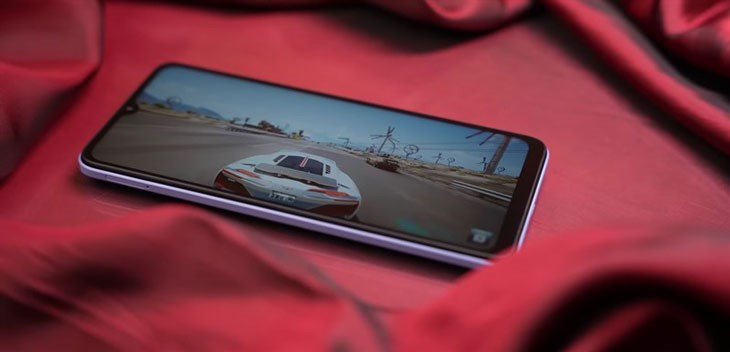 POCO C55 sử dụng chip Helio G85 cho phép bạn chiến các game nhẹ một cách mượt mà POCO C55 sử dụng chip Helio G85 cho phép bạn chiến các game nhẹ một cách mượt mà