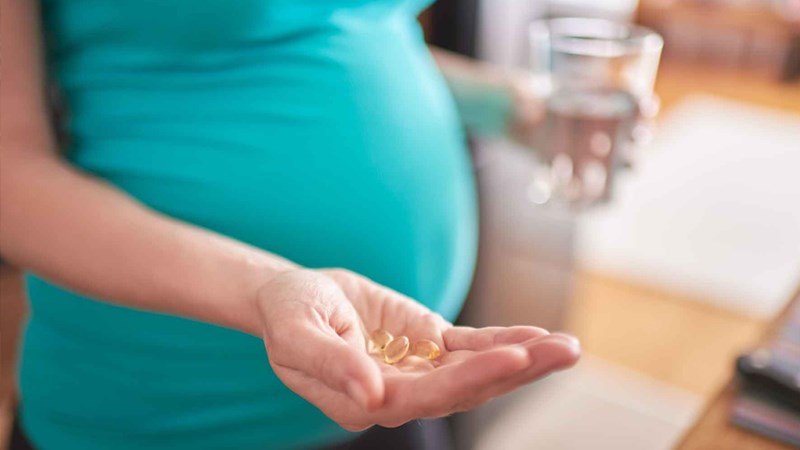 Phụ nữ mang thai nên bổ sung vitamin E để hỗ trợ cho sự phát triển của thai nhi Phụ nữ mang thai nên bổ sung vitamin E để hỗ trợ cho sự phát triển của thai nhi