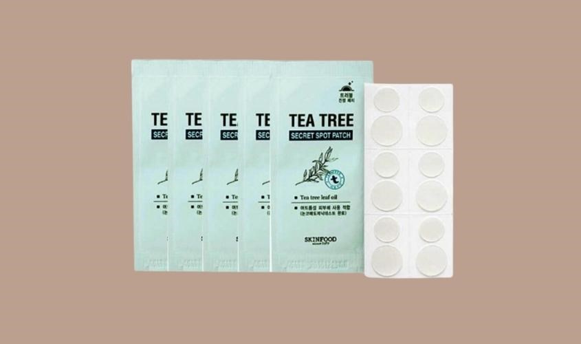 Miếng dán mụn Skinfood Tea Tree Secret Spot Patch giúp làm khô nhân mụn chỉ sau 1 đêm sử dụng