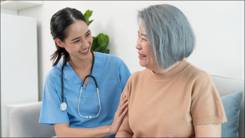 Đến gặp bác sĩ khi xuất hiện các triệu chứng bất thường
