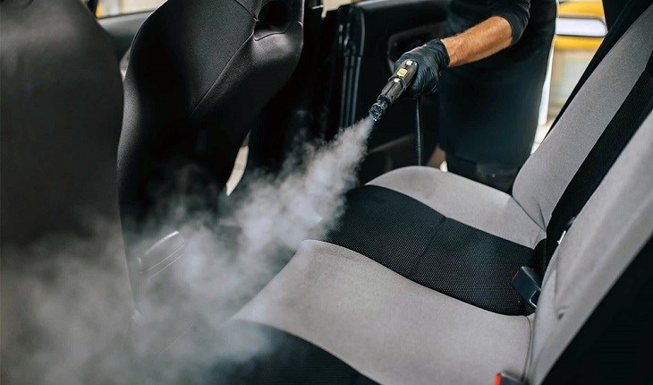 Máy rửa xe hơi nước nóng làm sạch nội thất xe mà không cần dùng hóa chất