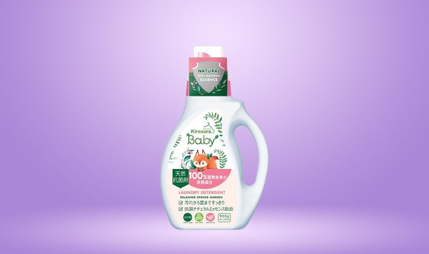 Nước giặt quần áo cho bé Kirasara Baby hương oải hương và hoa cúc can 900g Nước giặt quần áo cho bé Kirasara Baby hương oải hương và hoa cúc can 900g