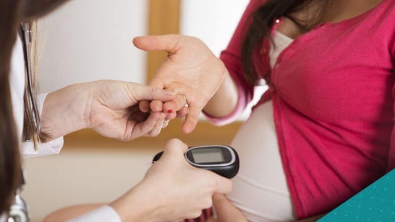 Phụ nữ mang thai có đường huyết nhỏ hơn 70 mg/dL được coi là hạ đường huyết