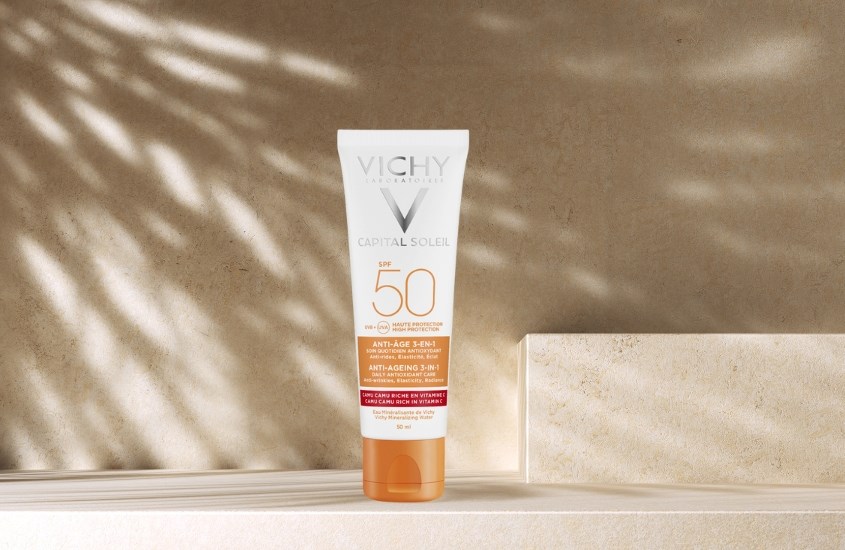 Kem chống nắng dưỡng da 3 trong 1 có màu Vichy Capital Soleil SPF 50+ PA++++ 50 ml 