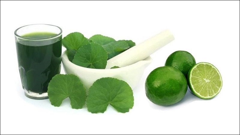 Rau má và nước cốt chanh giúp cải thiện tình trạng da mụn