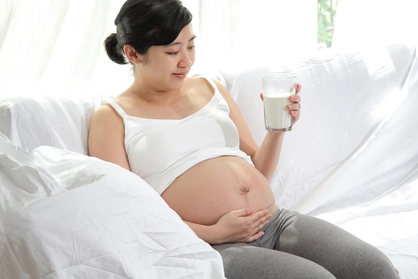 Tiểu đường thai kỳ uống sữa bầu được không là thắc mắc của nhiều mẹ bầu
