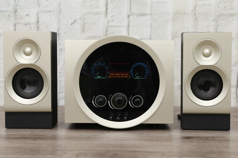 Loa Enkor sở hữu vẻ ngoài sang trọng, tối giản