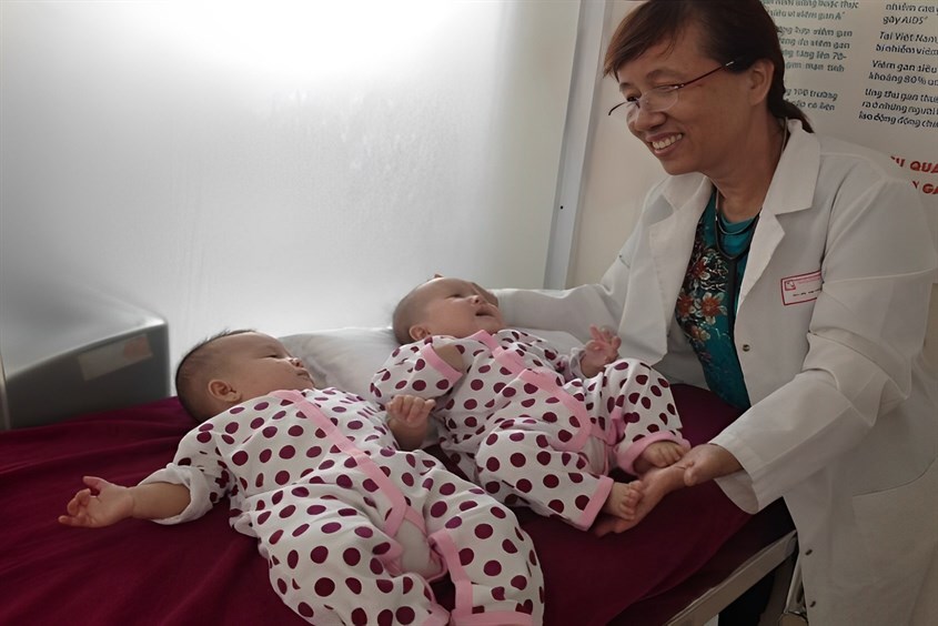 Bác sĩ Khánh Nguyệt là một bác sĩ tiêu hóa nhi giỏi ở Cần Thơ