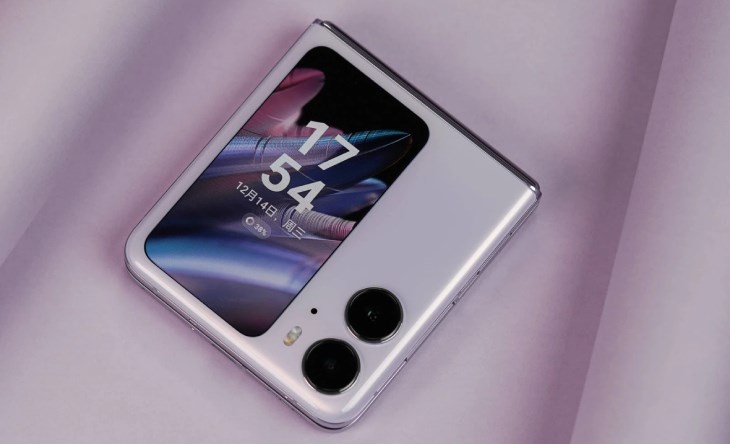 Màn hình phụ của OPPO Find N2 Flip được xem là màn hình phụ lớn nhất tính đến nay