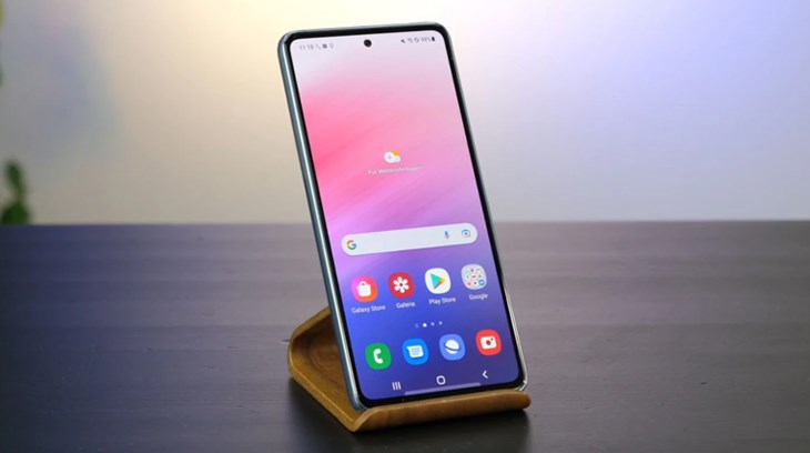 Samsung Galaxy A54 được trang bị màn hình Super AMOLED giúp hiển thị rực rỡ