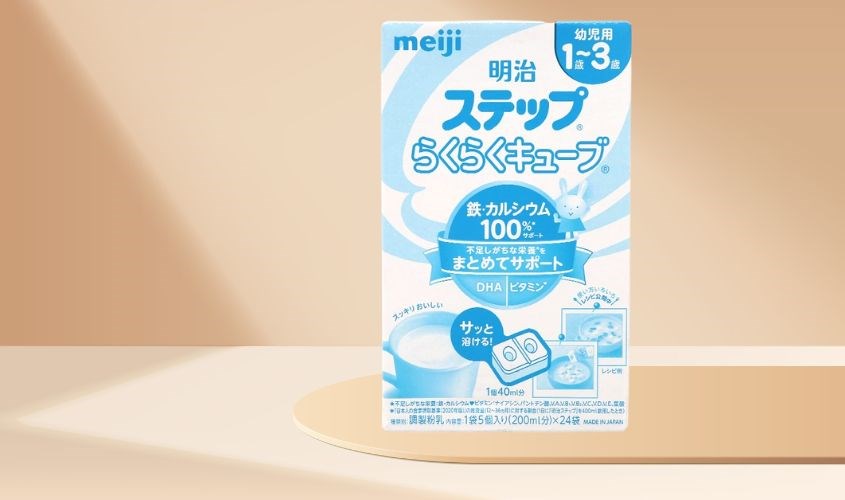 Sữa bột nội địa Nhật dạng viên Meiji Step Raku Raku Cube vị nhạt thanh 672g (1 - 3 tuổi)