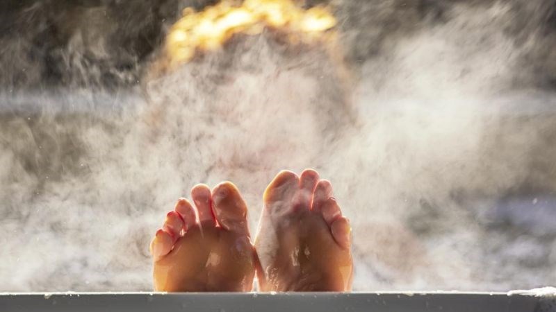 Tắm nước nóng đúng cách giúp cơ thể thư giãn và khỏe mạnh hơn